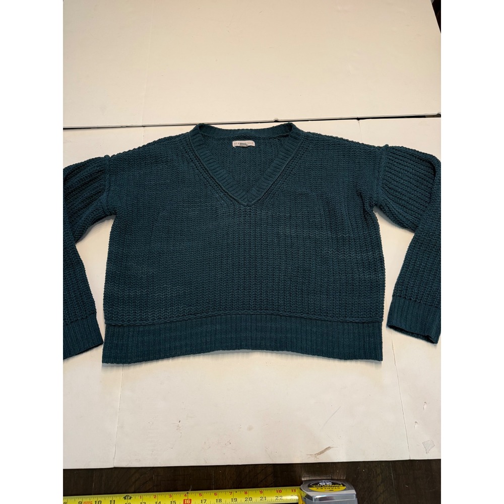 Aeropostale Womens Teal Green Chenille V-Neck Chunky Knit Sweater Size Medium